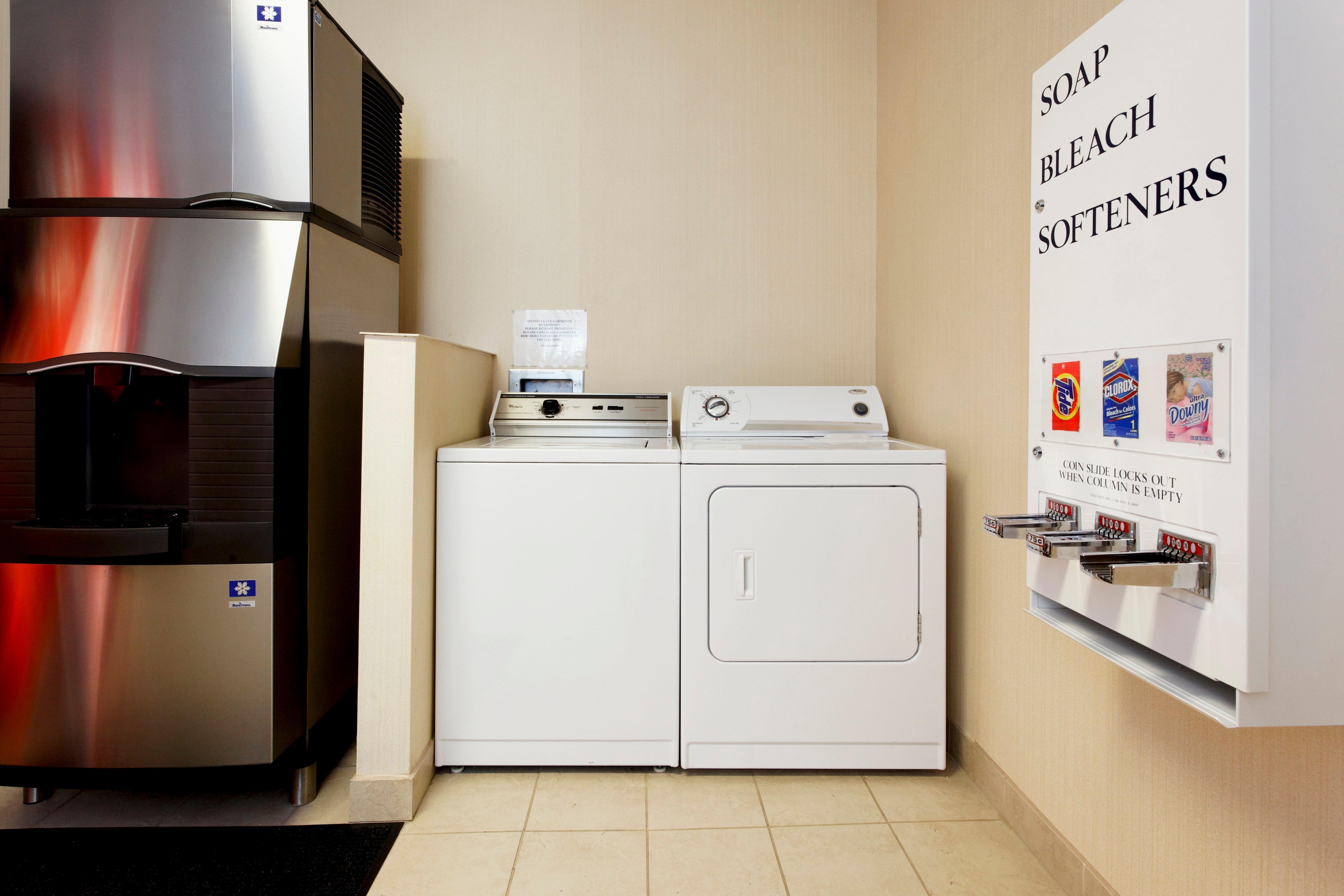 Holiday Inn Express Hotel & Suites Burleson - Fort Worth, An Ihg Hotel Екстериор снимка