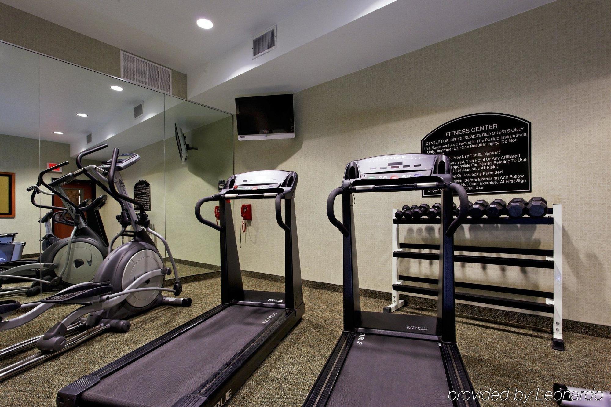 Holiday Inn Express Hotel & Suites Burleson - Fort Worth, An Ihg Hotel Съоръжения снимка