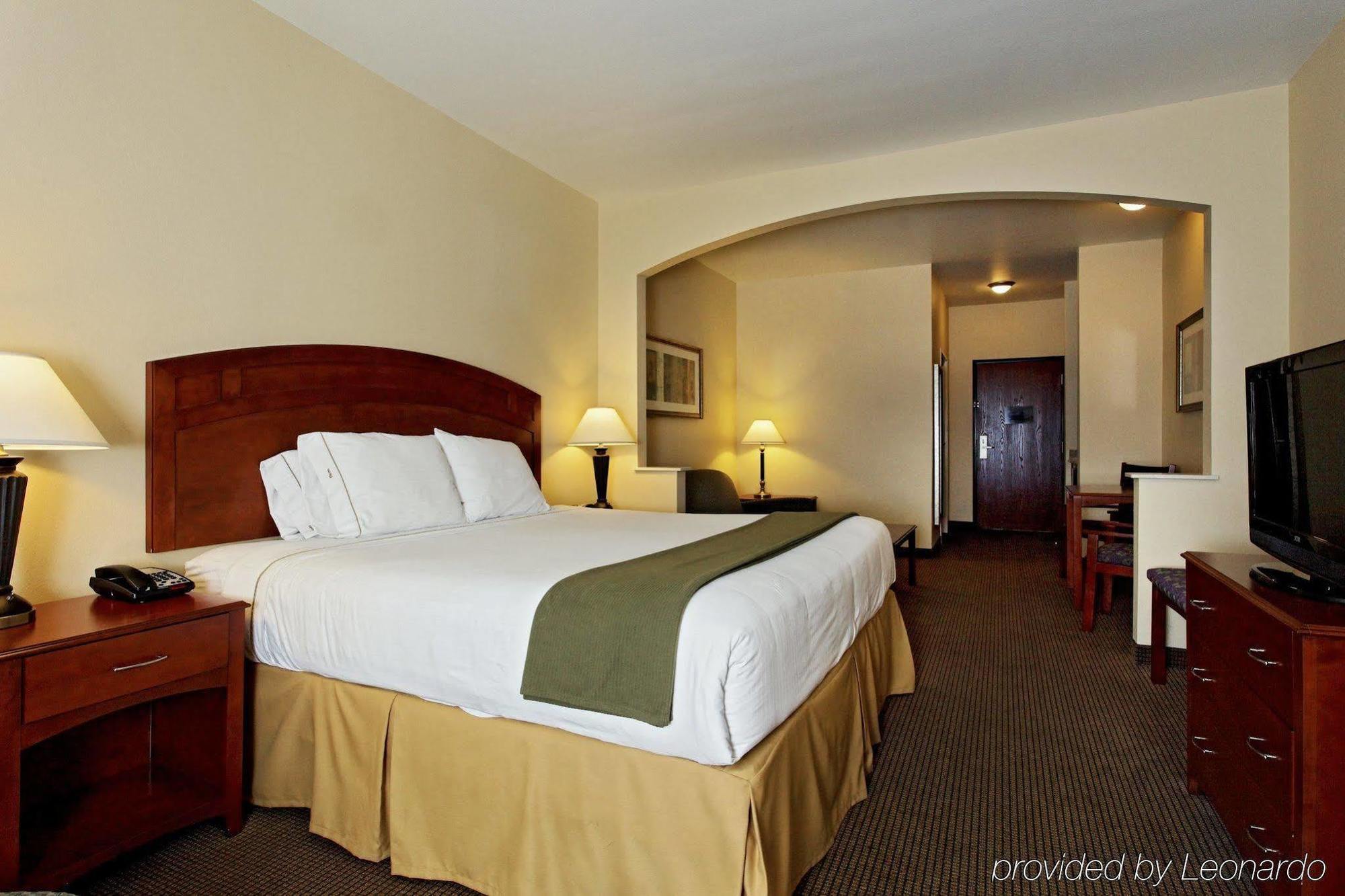 Holiday Inn Express Hotel & Suites Burleson - Fort Worth, An Ihg Hotel Екстериор снимка